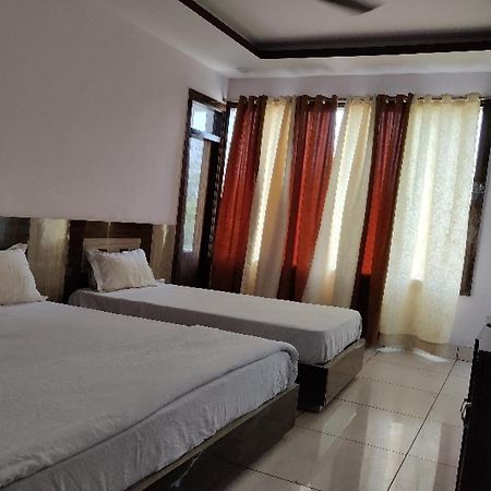 Oyo Hotel Laksh Kurukshetra 外观 照片