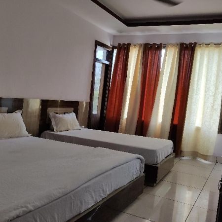 Oyo Hotel Laksh Kurukshetra 外观 照片
