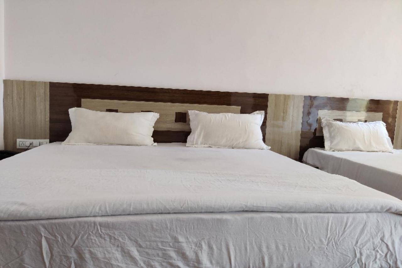 Oyo Hotel Laksh Kurukshetra 外观 照片