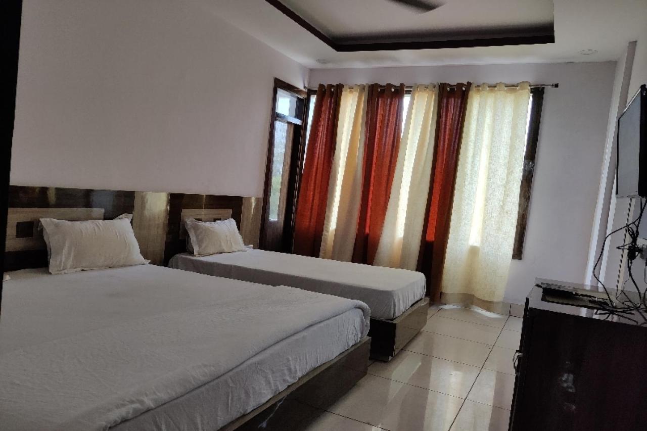 Oyo Hotel Laksh Kurukshetra 外观 照片